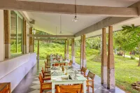 Shambala Yercaud - Breakfast