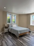 Alameda Modern Victorian 2BD unit D - 2-Star