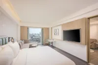 Hilton Garden Inn Surat City Centre - 5 звезд