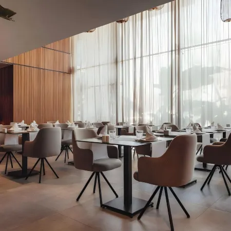 Longue VIE Hotels