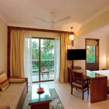 Sea Breeze Sarovar Portico Varca Goa