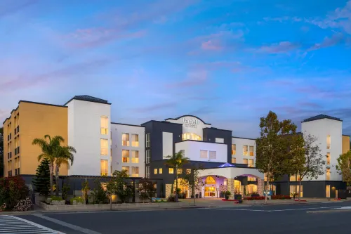 Fairfield Inn & Suites San Francisco Airport/Millbrae - Phòng Gym