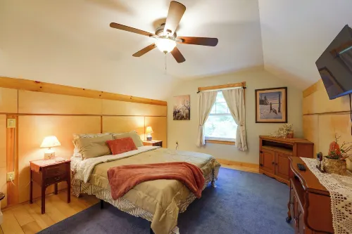 Maine Cottage Getaway, Close to Belfast & Hiking - 3-Star