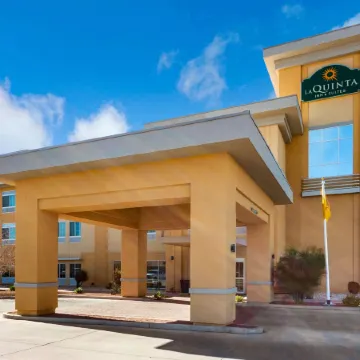 La Quinta Inn & Suites by Wyndham Artesia