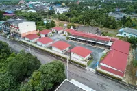 Chimphli Hotel - parking