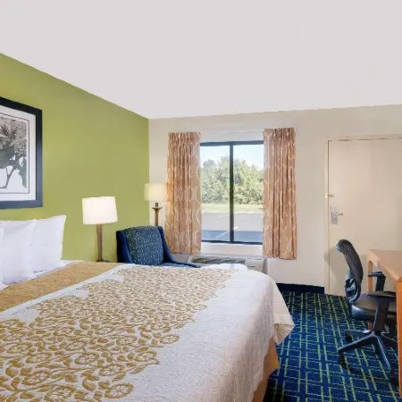 Days Inn by Wyndham Easton