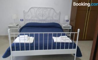 Nonnacettyhouse - Housity