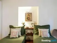 Modern Apartment, Bressanone