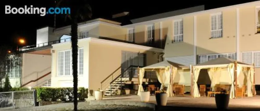 平託爾馬爾薩酒店