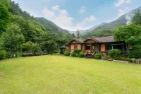 Youngwol Dudeokgol Hyu Pension