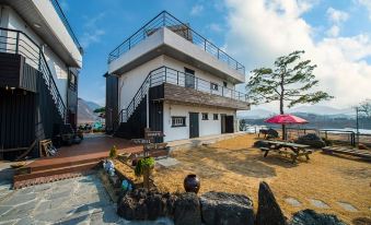 Okcheon Cafe Mill Pension