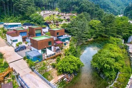 Pocheon Inyou Pool Villa