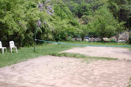 Jecheon Hansol Pension Отели рядом с достопримечательностью «Woraksan»