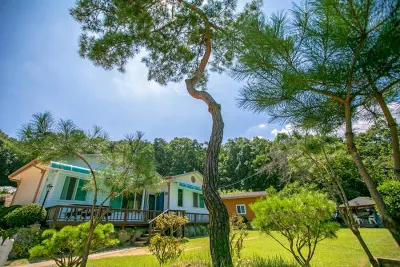 Yeoju Unique Pension Hotels near Ludensia