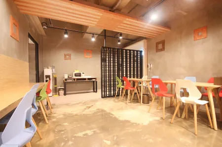 Daegu Sincheon Play & Stay Hotel Отели рядом со станцией Станция Донгдаэгу