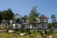 프랑스리조트 남해편백휴양림 주변 호텔