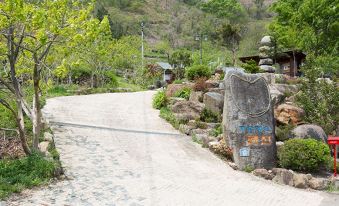 Sancheong Jarakae Pension