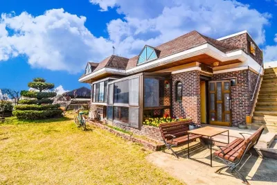 Damyang Friend and Doldamgil Pension Hotel dekat Pyeongjangsa
