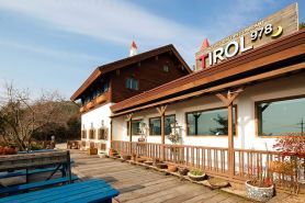 Yeosu Tirol Pension