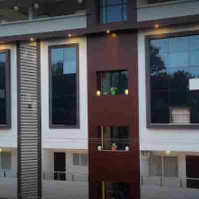 Rahul Residency Hotel Exterior