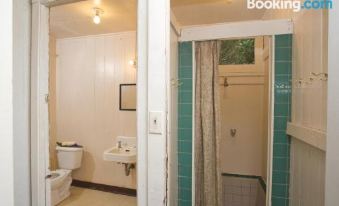 The Cabins at Kokee - Housity