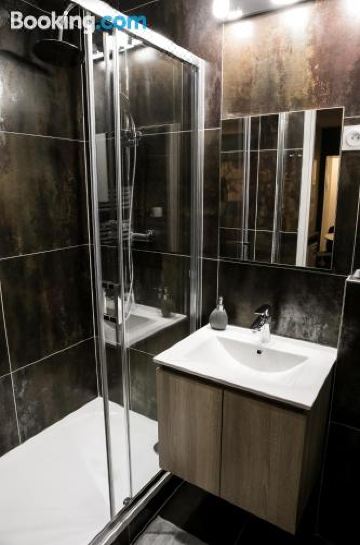 Oyonnappart - Housity