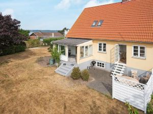 Relaxing Holiday Home in Ebeltoft with Terrace