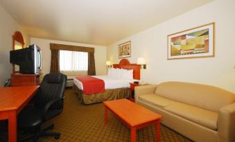 Best Western Henrietta Inn  Suites