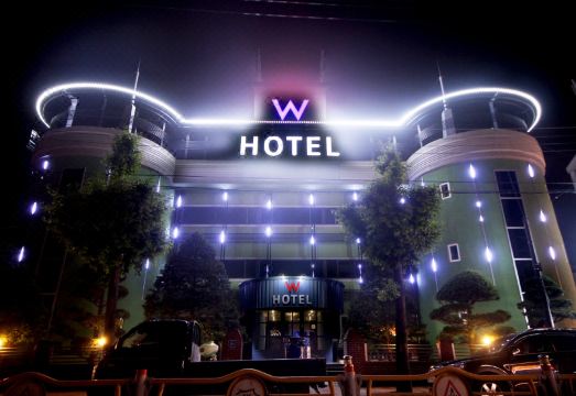 영주 호텔W 깔끔한 로비 이미지