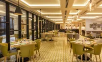 浦那市中心檸檬樹高級飯店