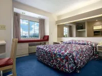 Microtel Inn by Wyndham Champaign Hotels in Champaign
