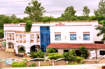 MPT Hotel Bharhut Hotels near Online