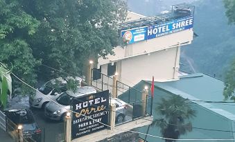 Hotel Shree Badrish Residency