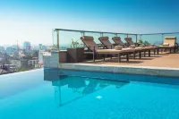 Hotel Mulberry - Rooftop Pools