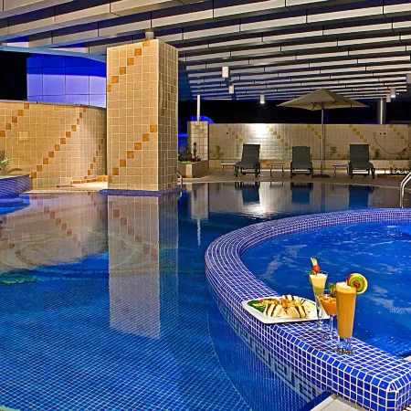 City Seasons Towers Hotel Bur Dubai