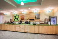 La Quinta Inn & Suites by Wyndham Rochester Mayo Clinic S - فطور