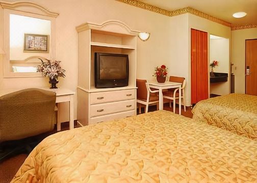 SFO 공항 근처 호텔 외부 이미지