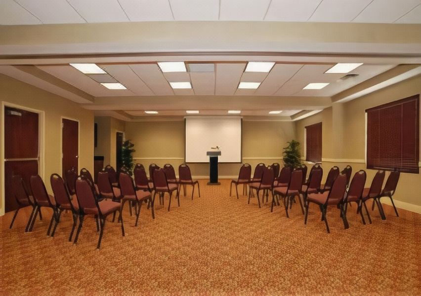 Comfort Suites