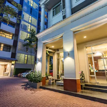 Asoke Residence Sukhumvit by UHG Отели рядом с достопримечательностью «Станция метро Phetchaburi»