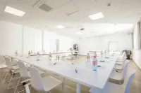Logis Hôtel les Pins - Opéralia Hotels in Balaruc-les-Bains