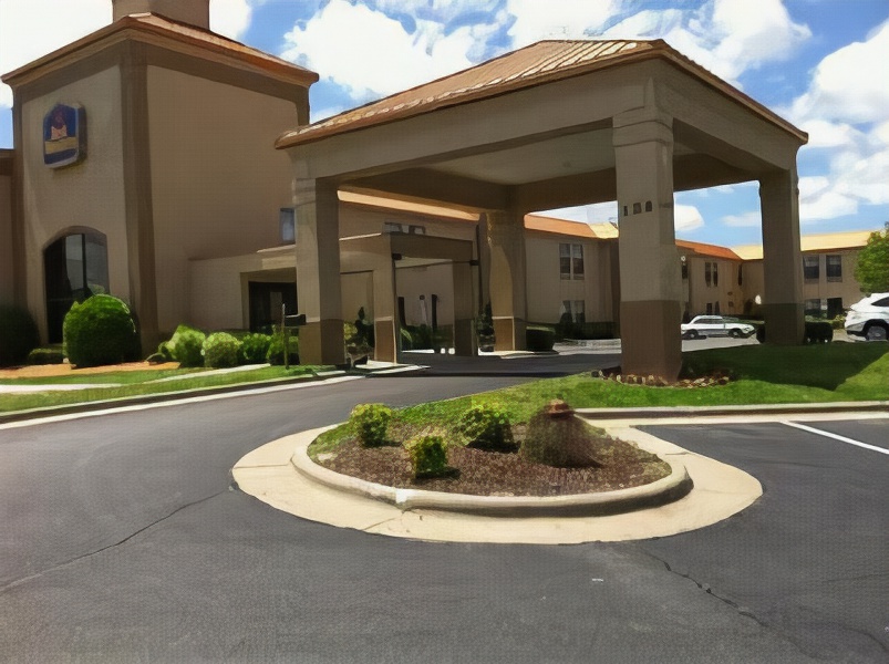 SureStay Plus Hotel by Best Western Roanoke Rapids I-95