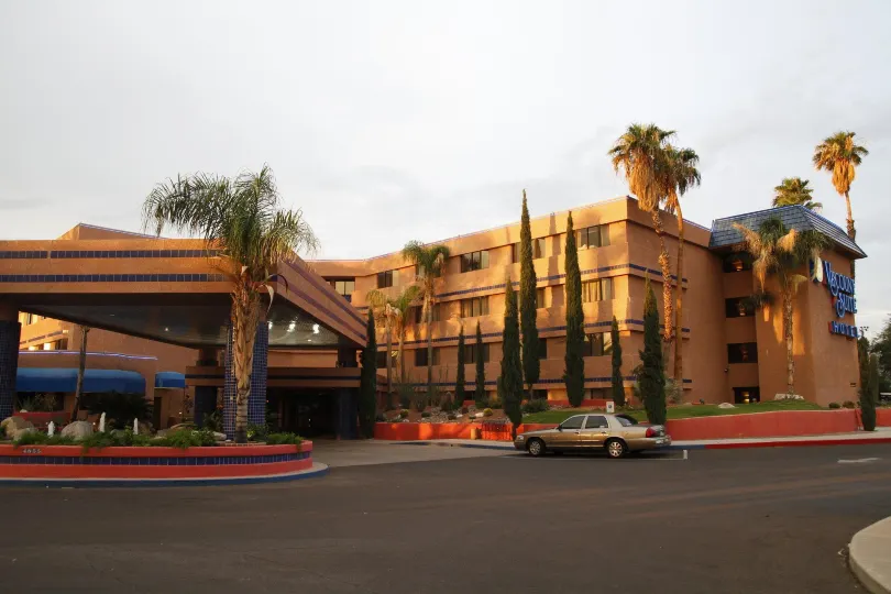Ramada by Wyndham Viscount Suites Tucson East