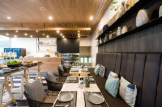 The Residence on Thonglor by UHG