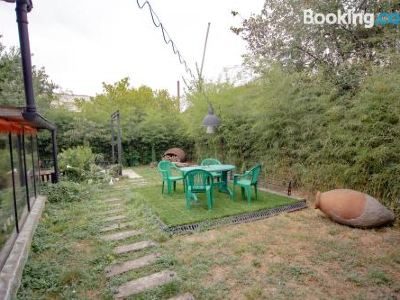 Qilimcha's Guesthouse & Art-Stay