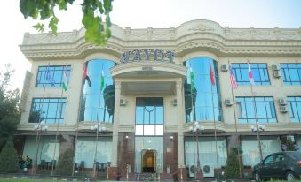Hayot Hotel