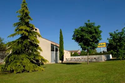 Greet Hotel Castres Saix Hôtels à proximité de : Via Ferrata Mazamet