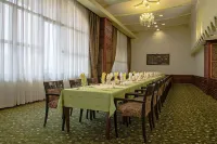 Pars Hotel Kerman Hotel di Kerman