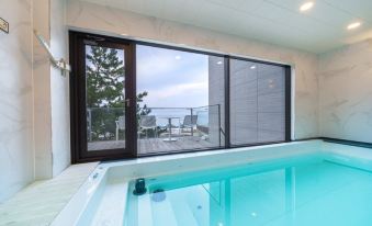 Pohang Slow Ocean Poolvilla