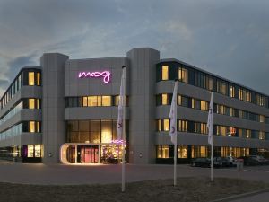 Moxy Amsterdam Schiphol Airport