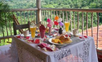 Hotel Campestre Casona del Camino Real - Housity